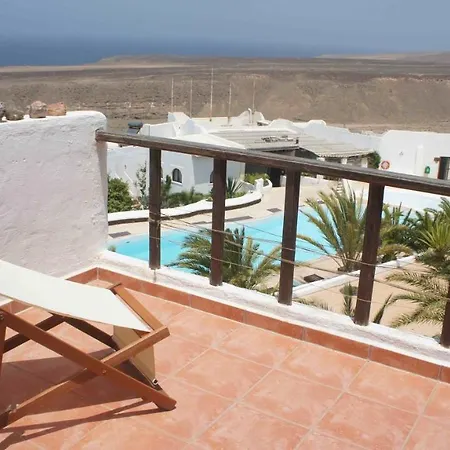 Aguas Verdes Apartment *
